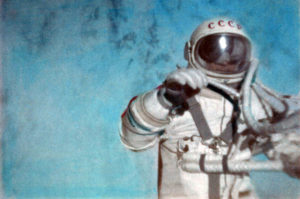 Alexeï Leonov - sortie dans l'espace