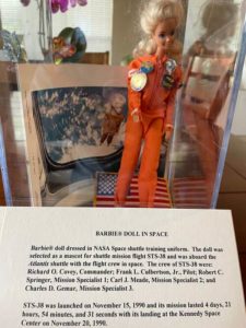 Première Barbie dans l'espace